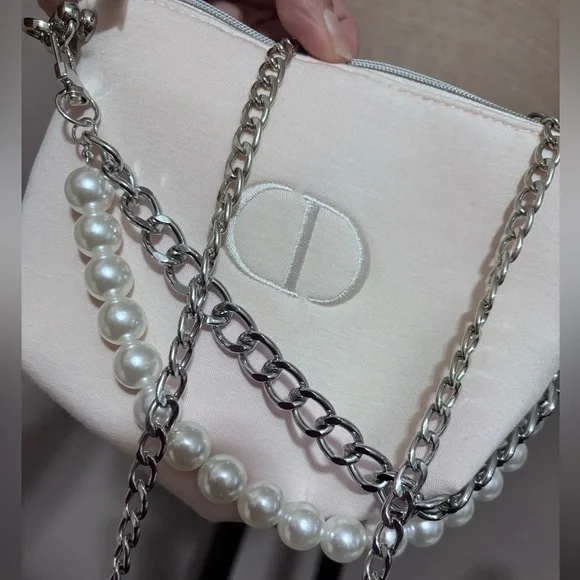 Dior Pink Chain Shoulder Bag - Picture 2 of 12